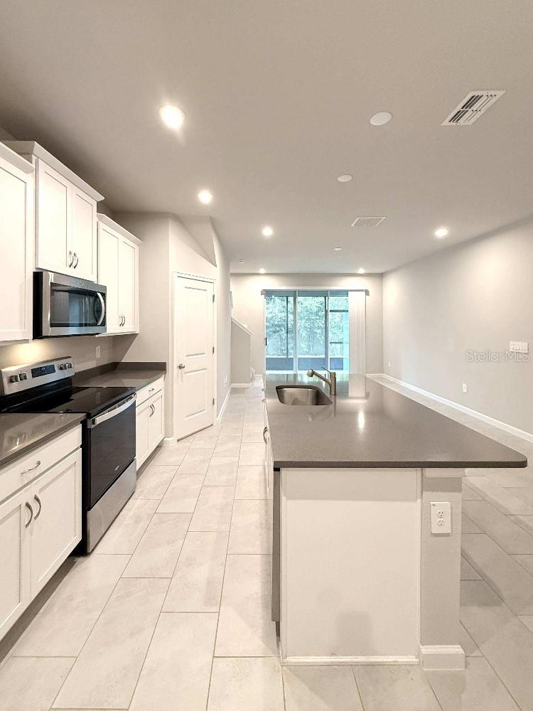 4166 CLOUD HOPPER WAY