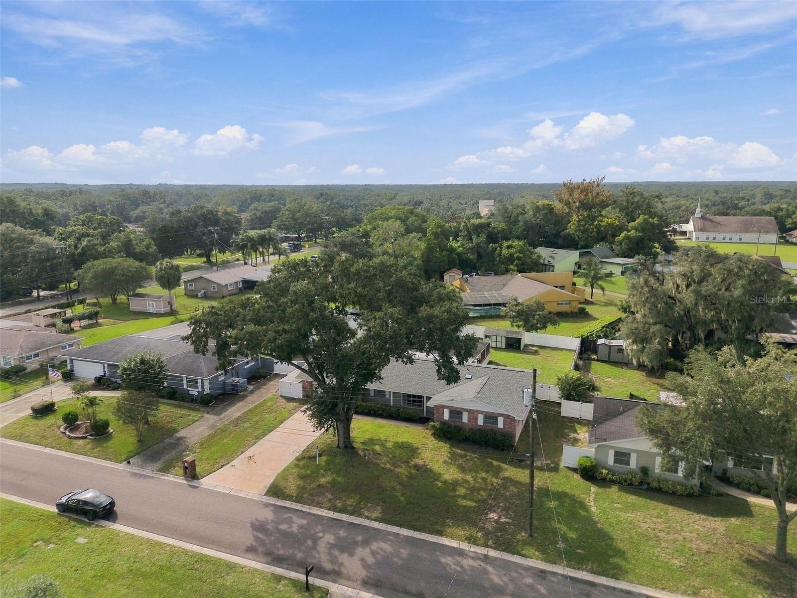 105 ASHBROOK DR