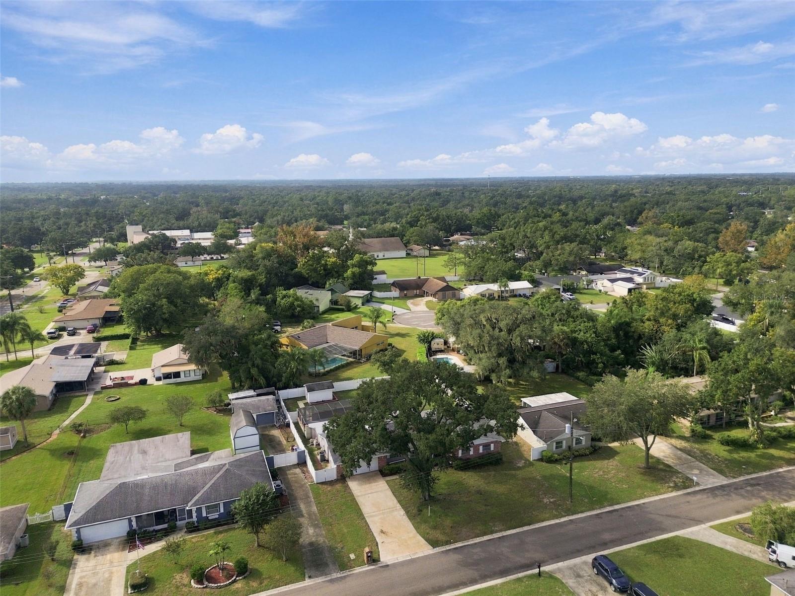 105 ASHBROOK DR