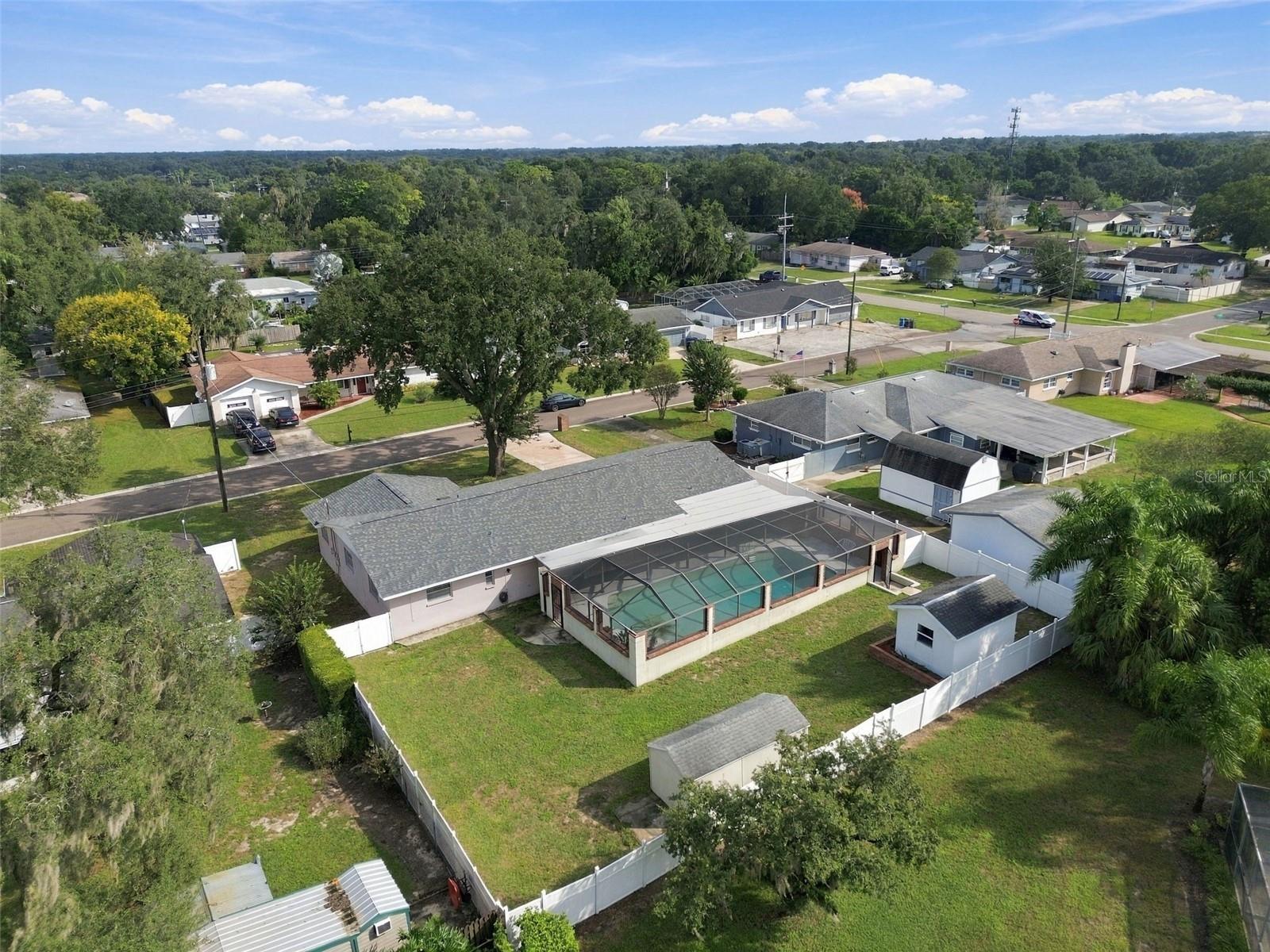105 ASHBROOK DR