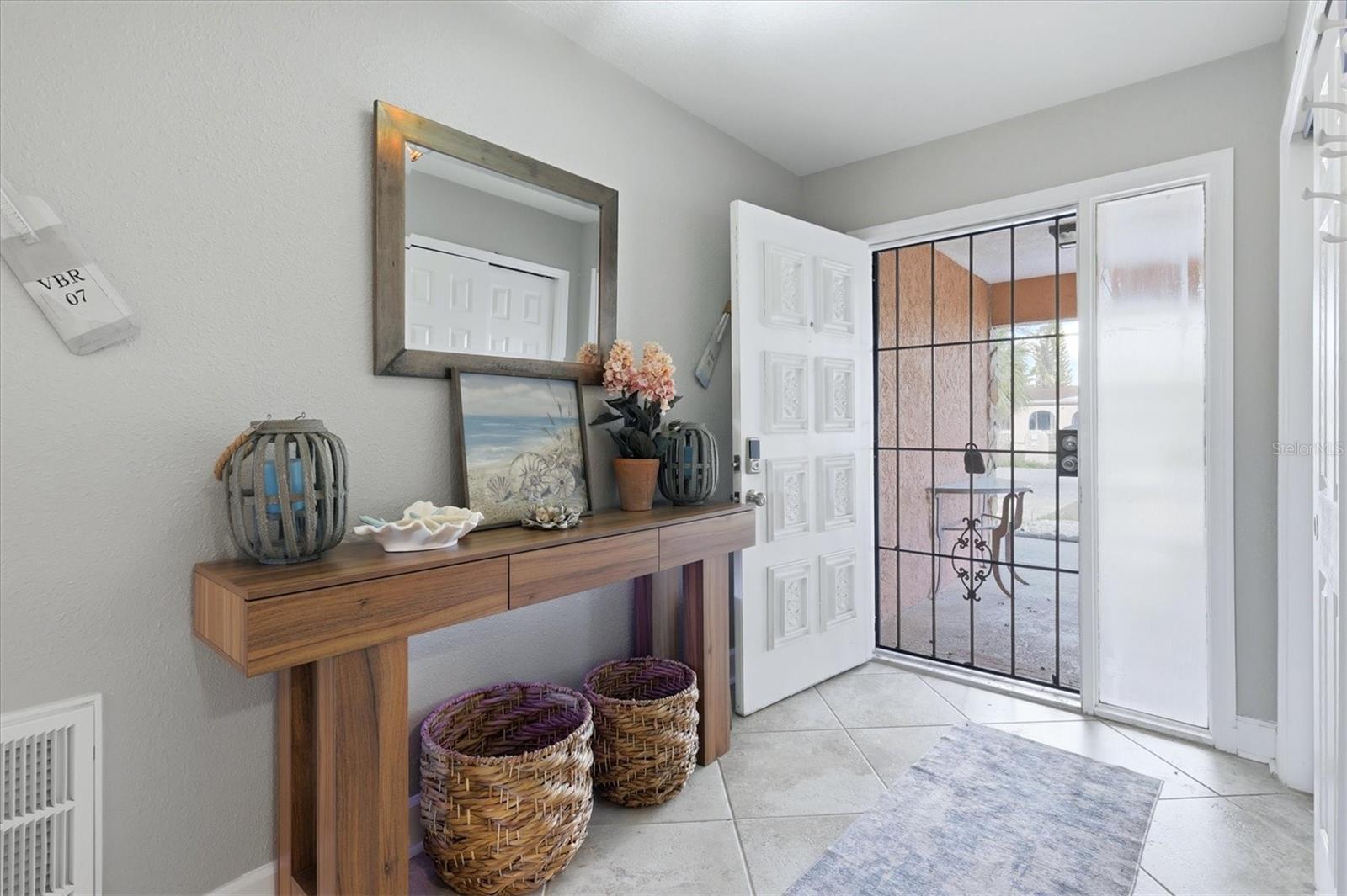 13625 VERONICA DR