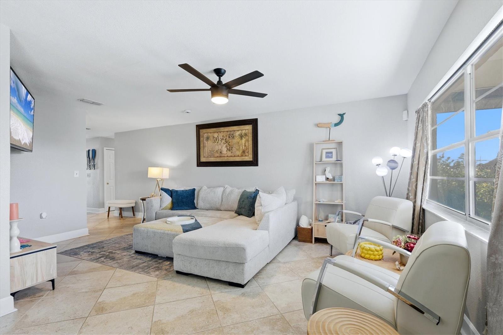 13625 VERONICA DR