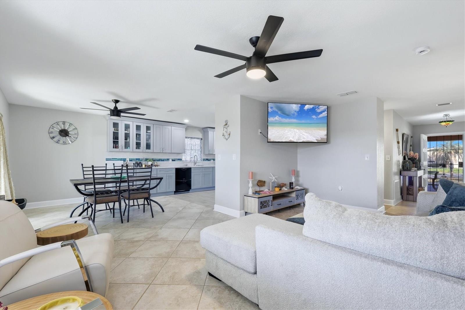 13625 VERONICA DR