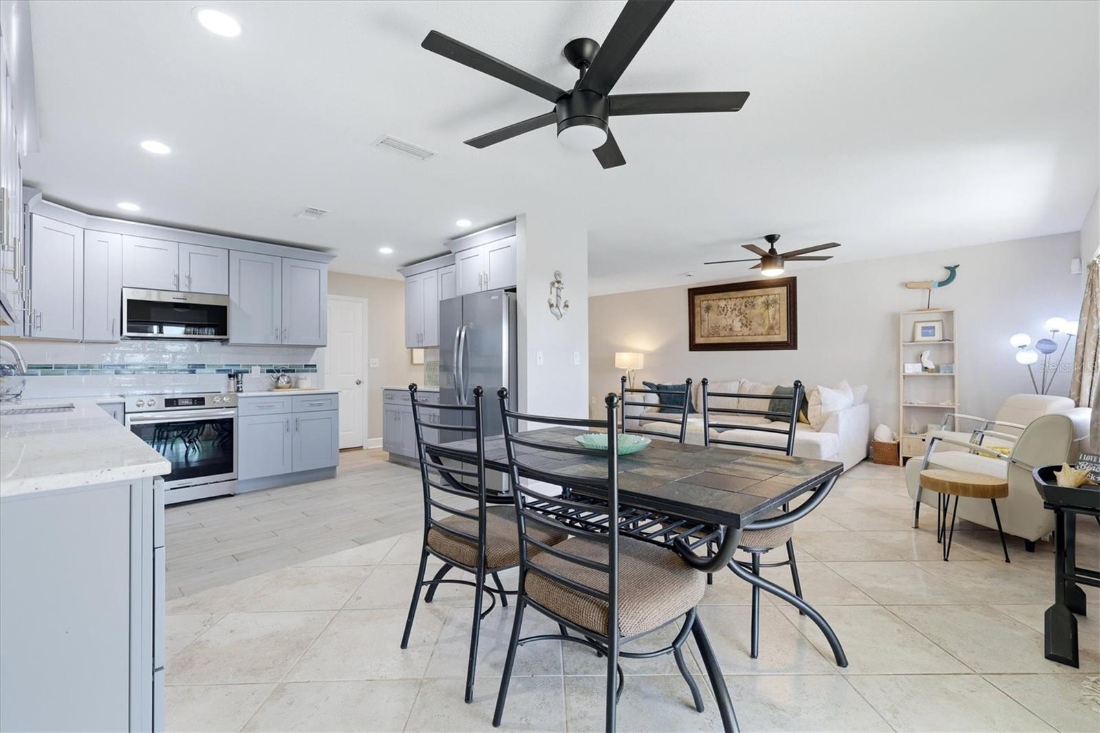 13625 VERONICA DR