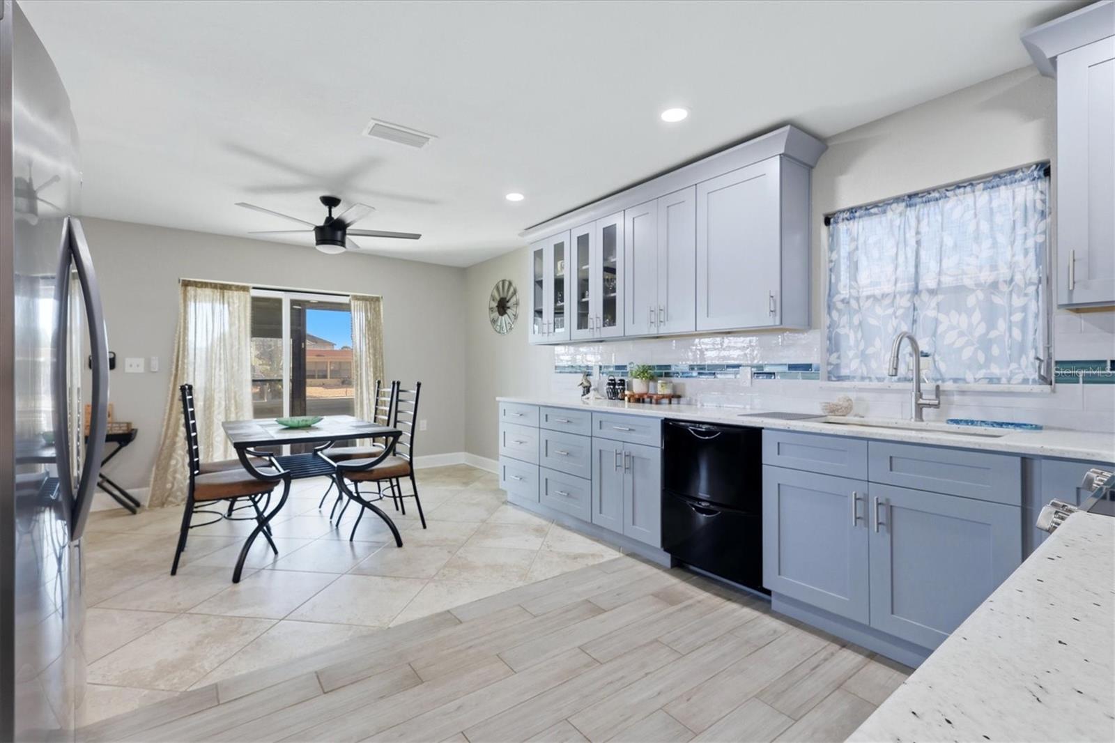 13625 VERONICA DR