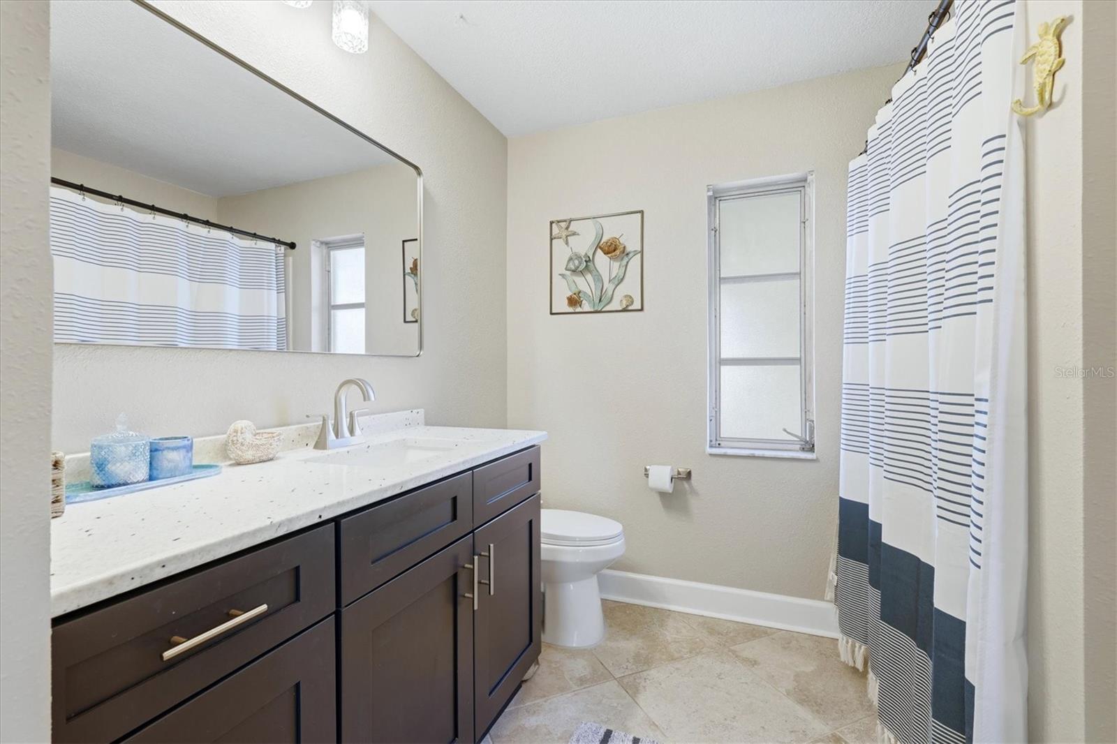 13625 VERONICA DR