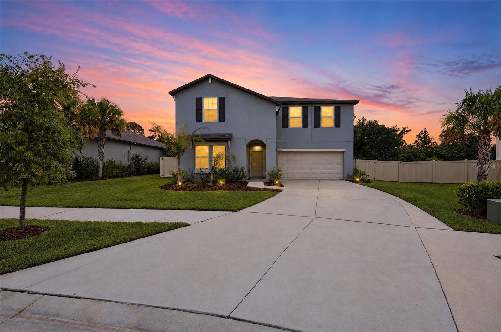 4974 EAGLE ROCK DR