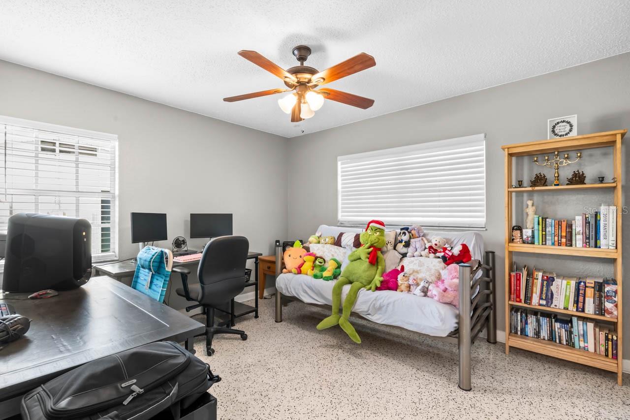 500 FLORIDA CIR S