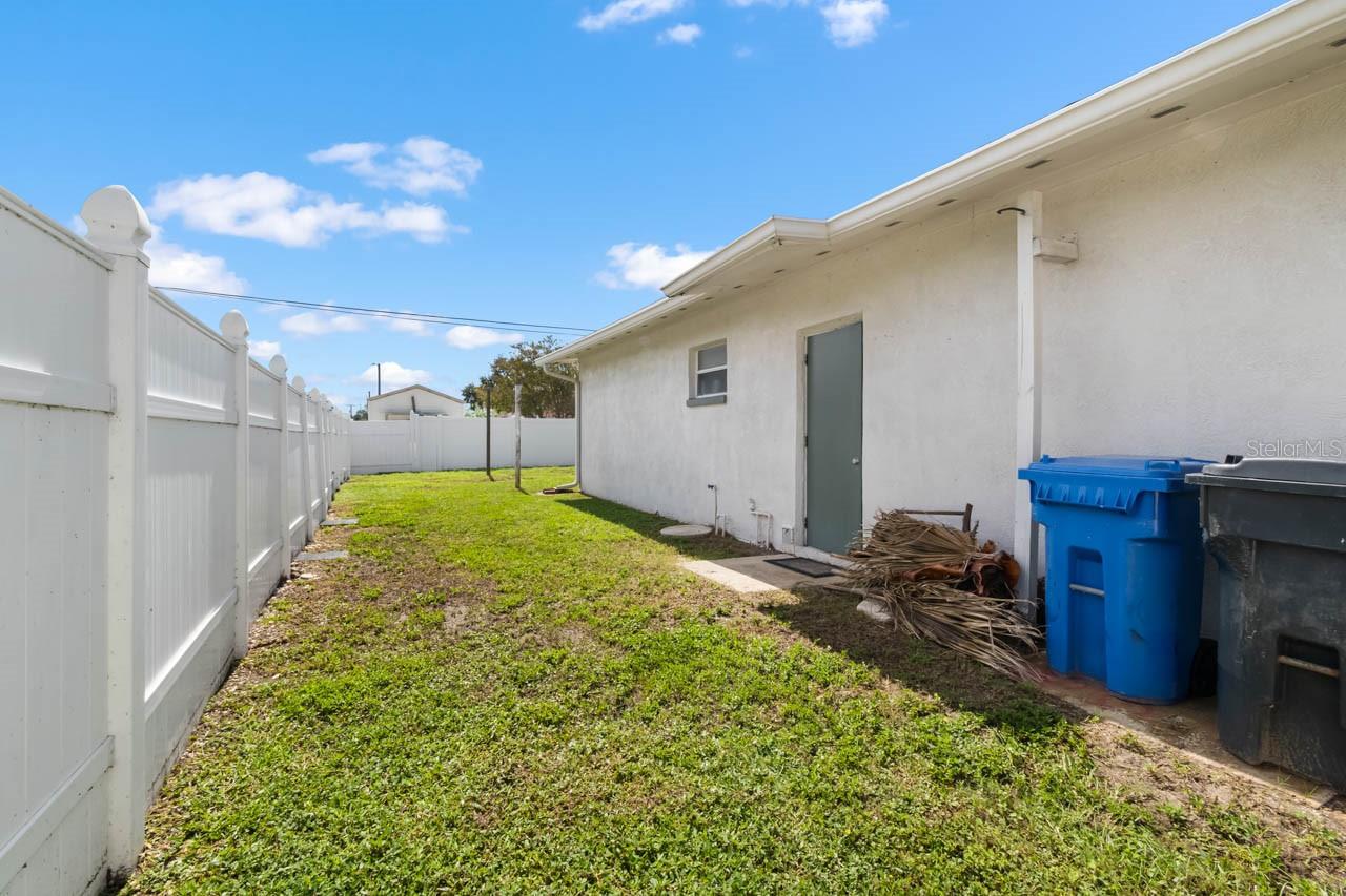 500 FLORIDA CIR S