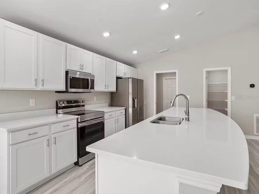 12319 ALTEZA CIR