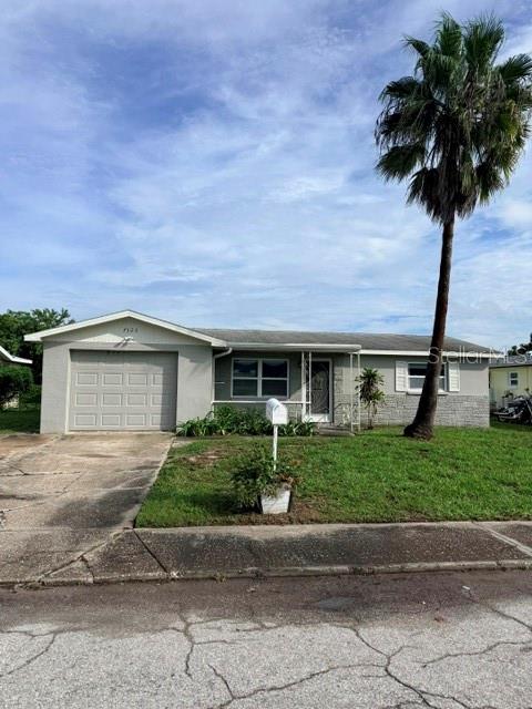 7323 OAK CREST DR