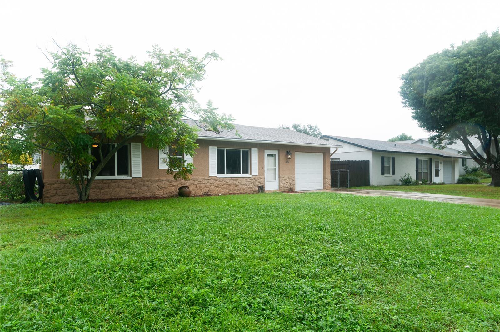 5117 BROOKSIDE LN