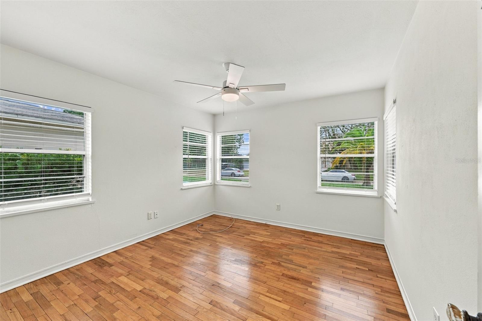 212 S BRADFORD AVE