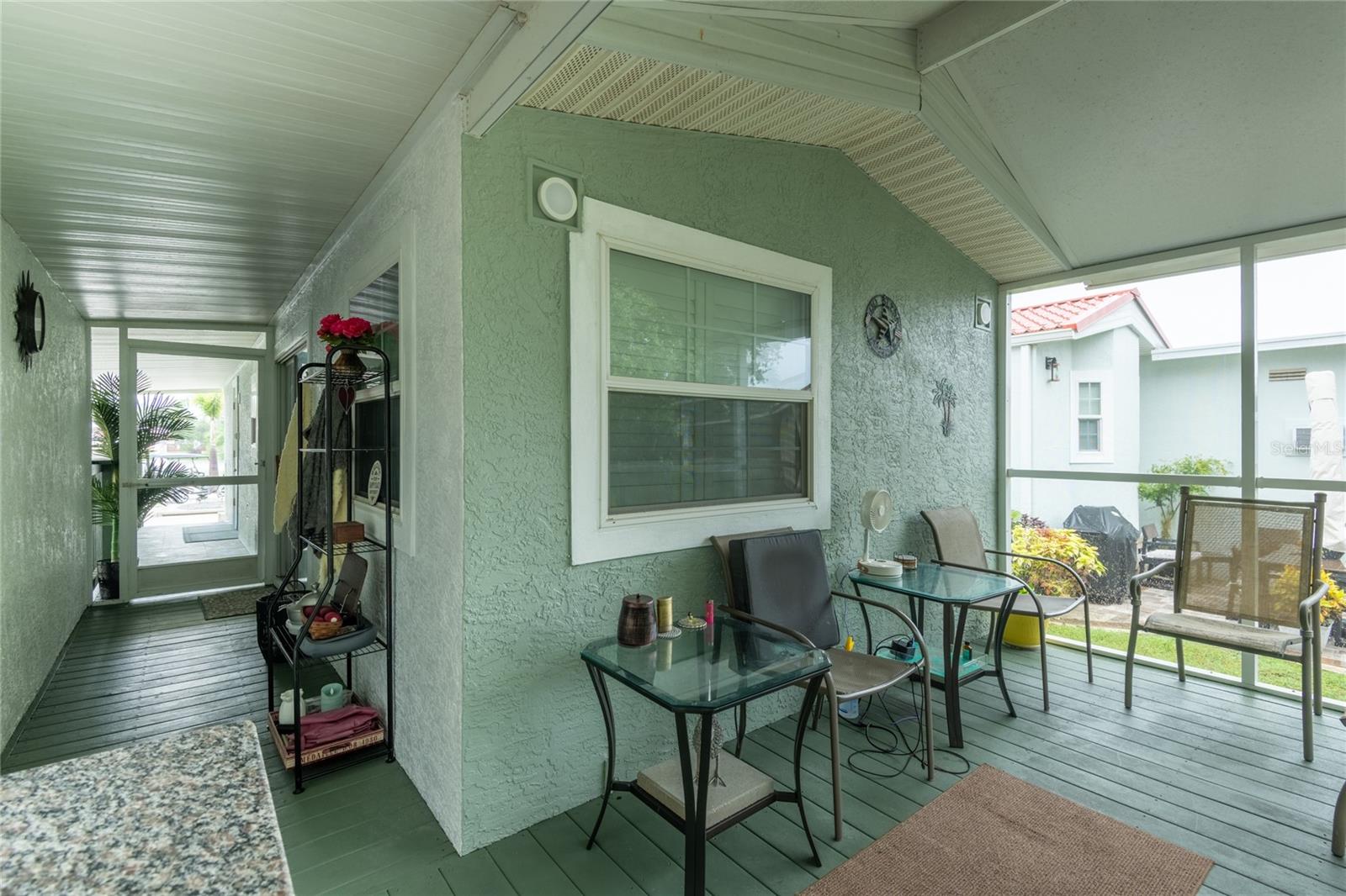 6544 LA MESA RD