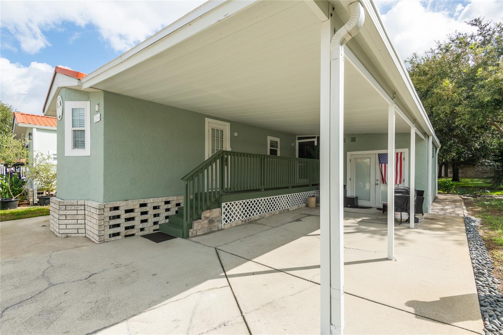 6544 LA MESA RD