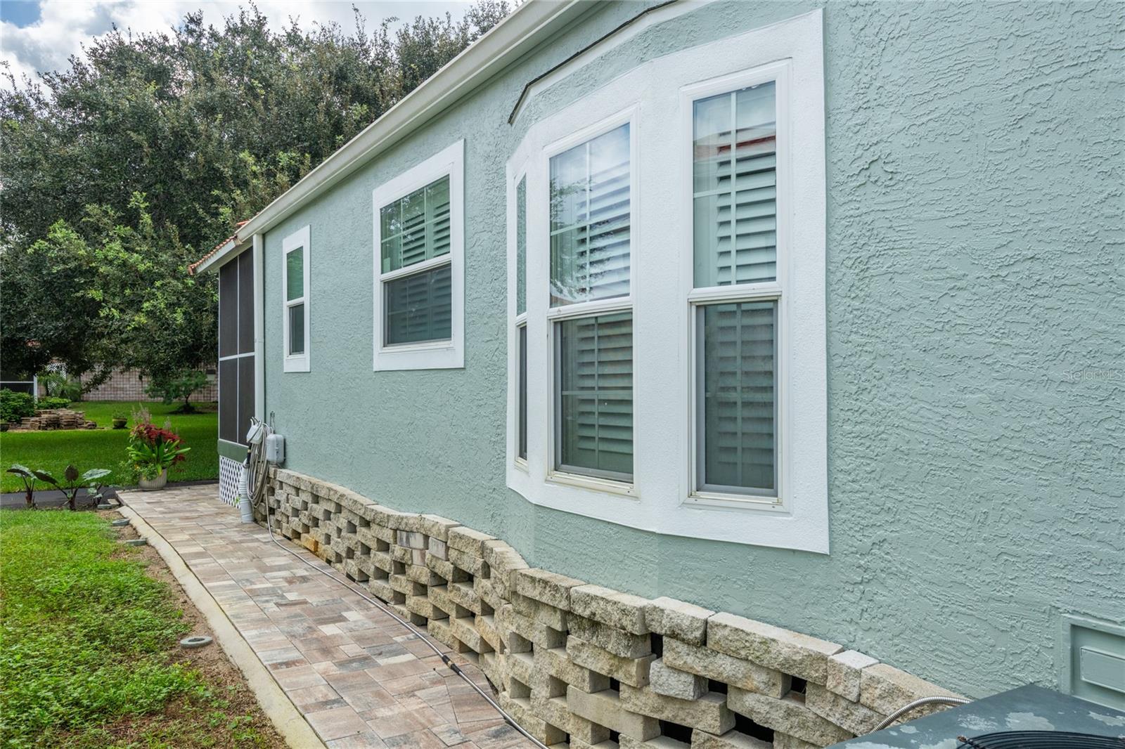 6544 LA MESA RD