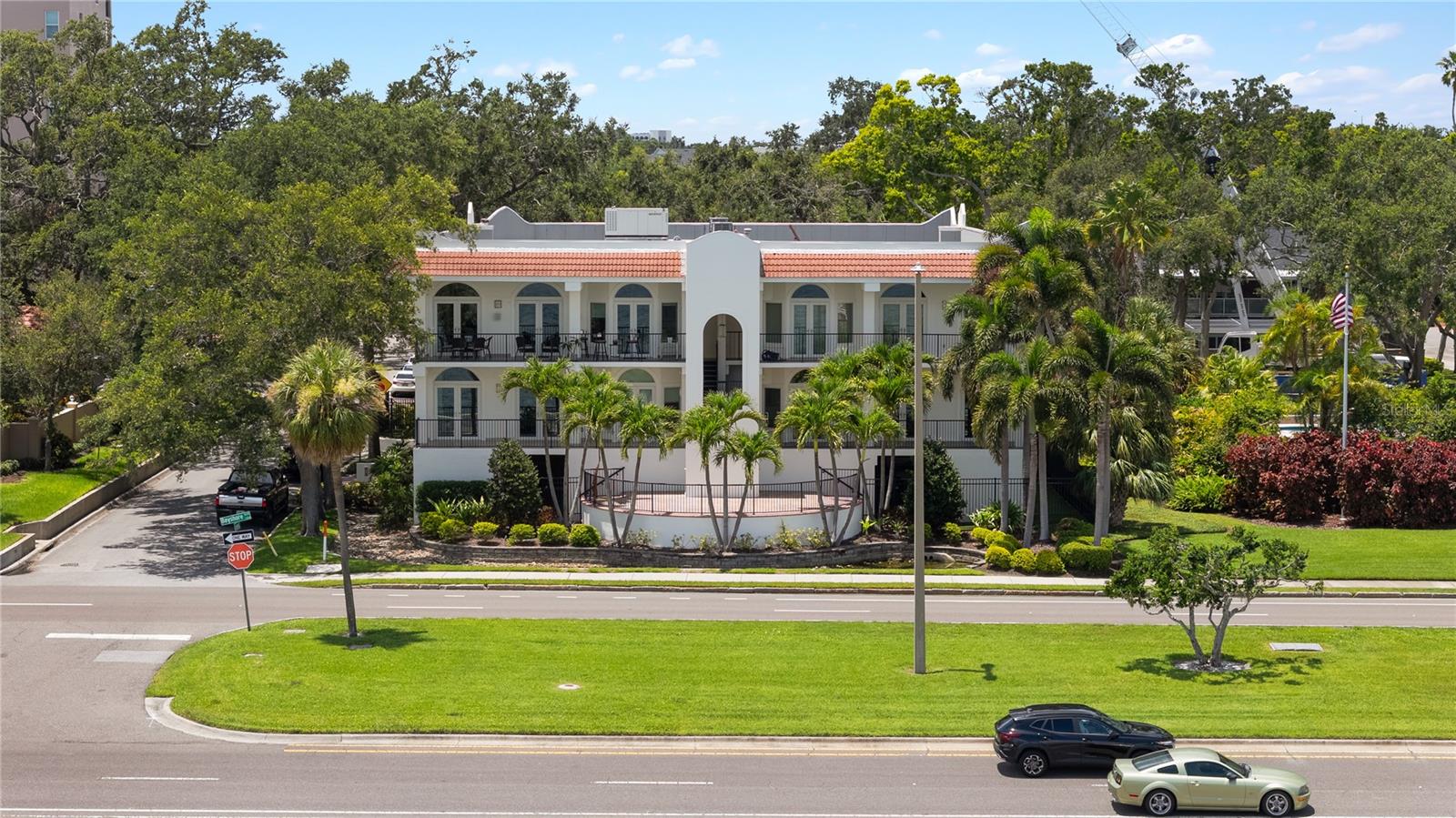 2419 BAYSHORE BLVD #2N