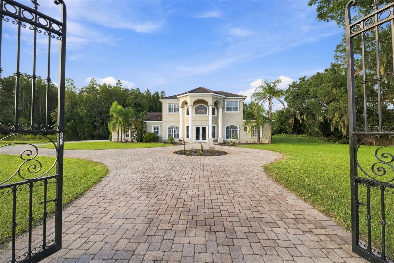 19153 GERACI RD