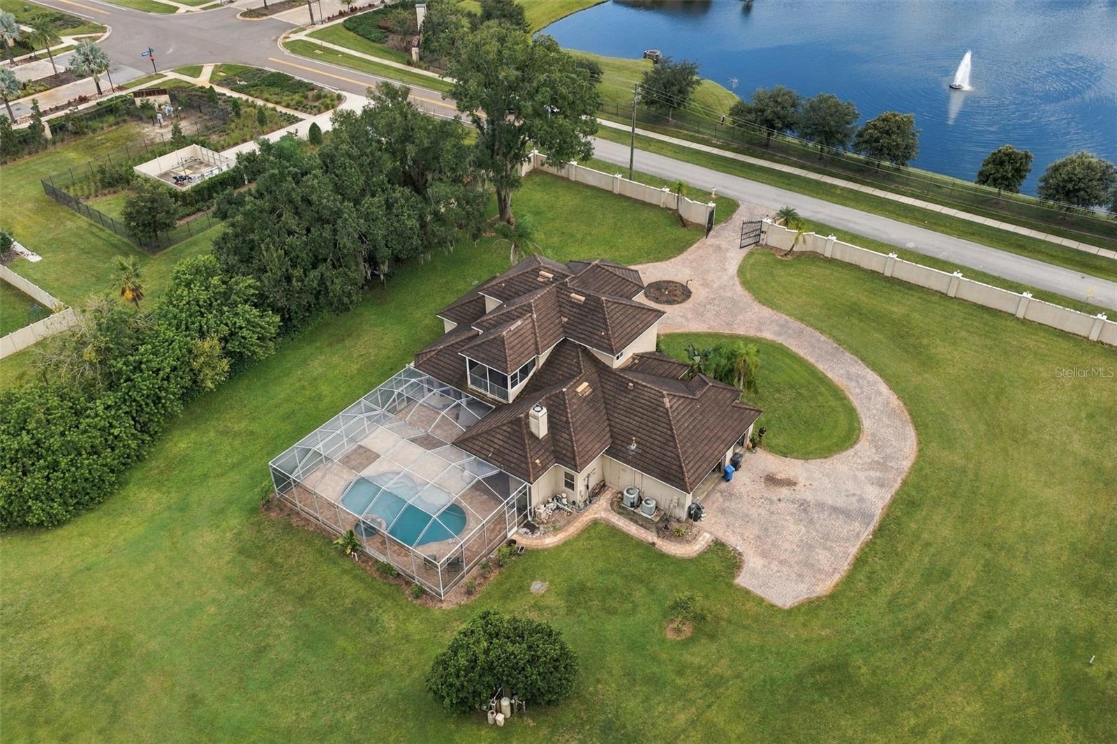 19153 GERACI RD