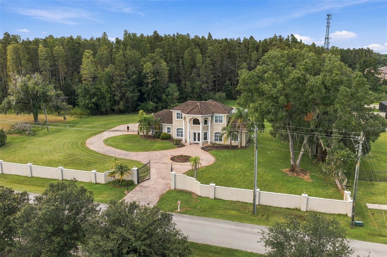 19153 GERACI RD