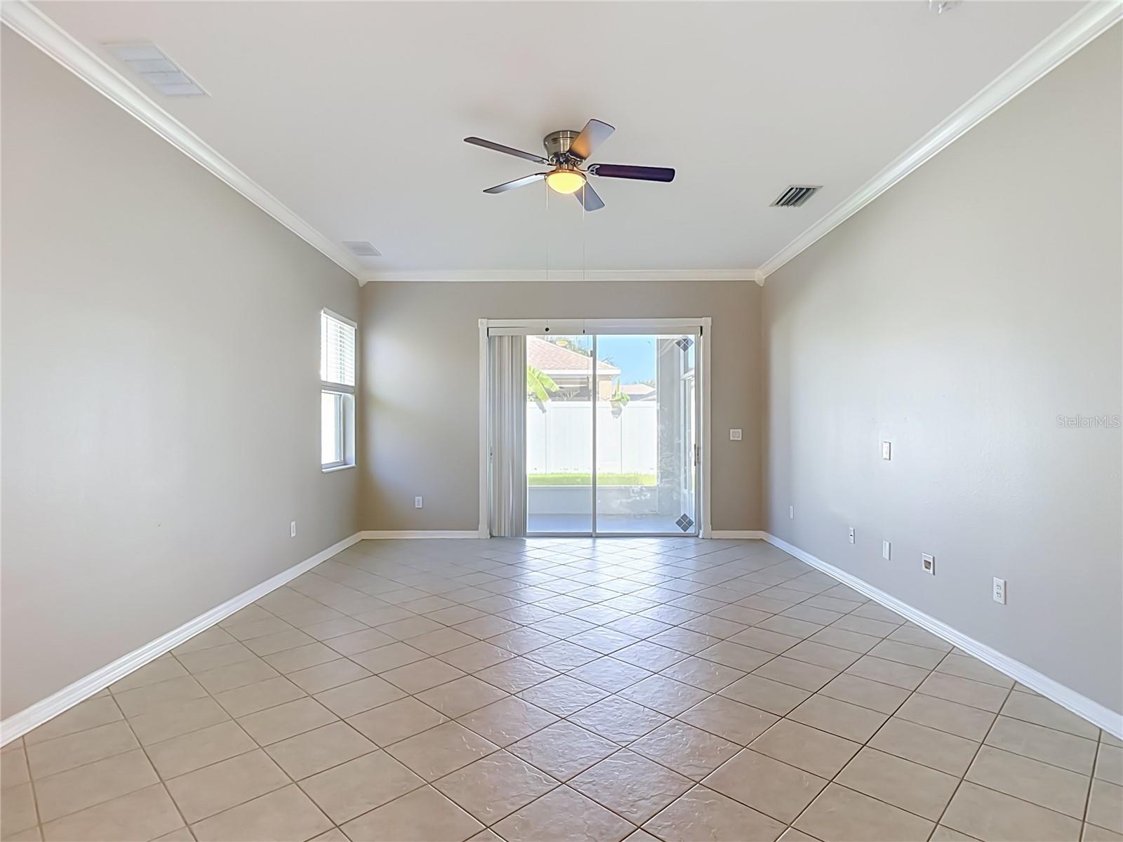 5423 BRADDOCK DR