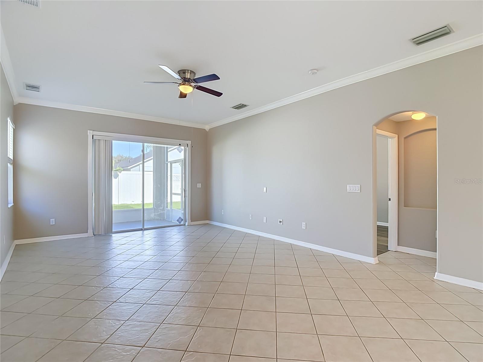 5423 BRADDOCK DR