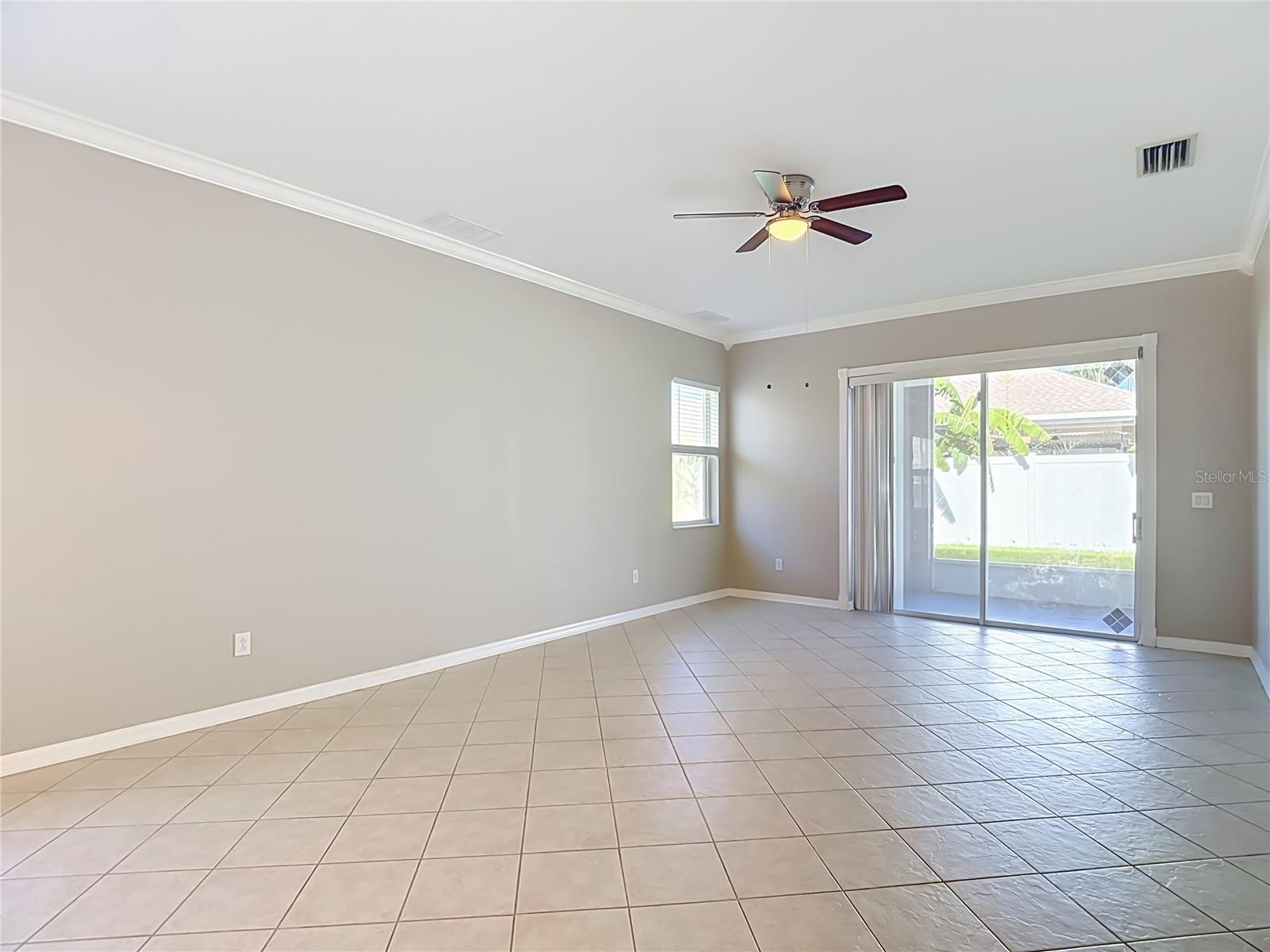 5423 BRADDOCK DR