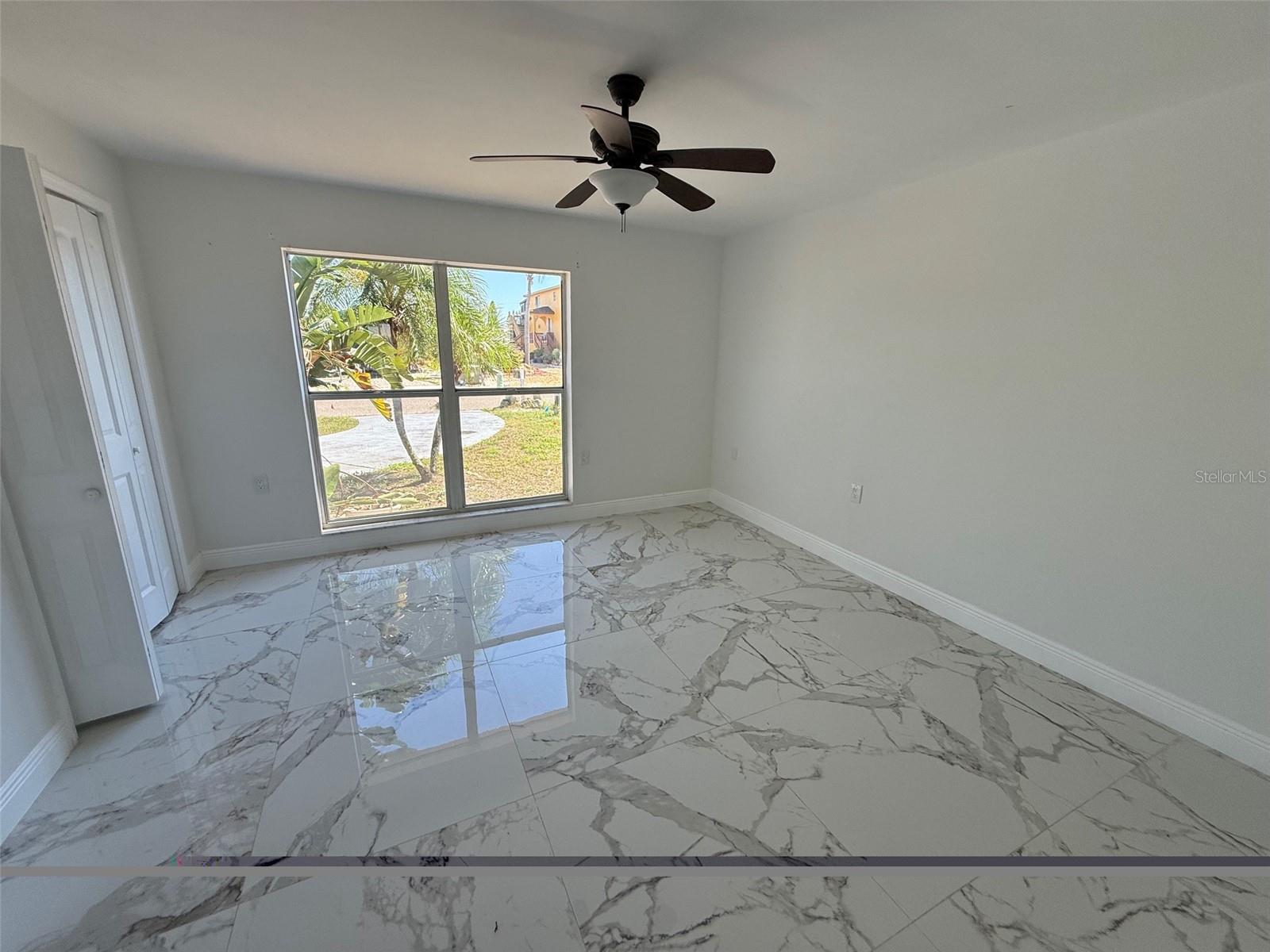 13701 GARRIS DR