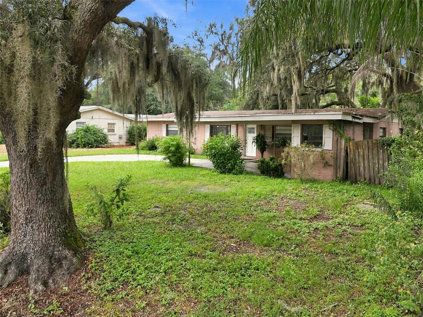 8010 SHARON DR