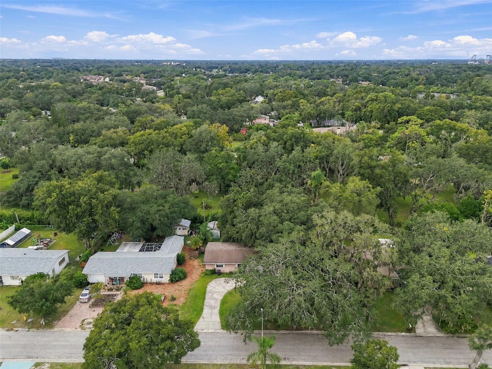 8010 SHARON DR