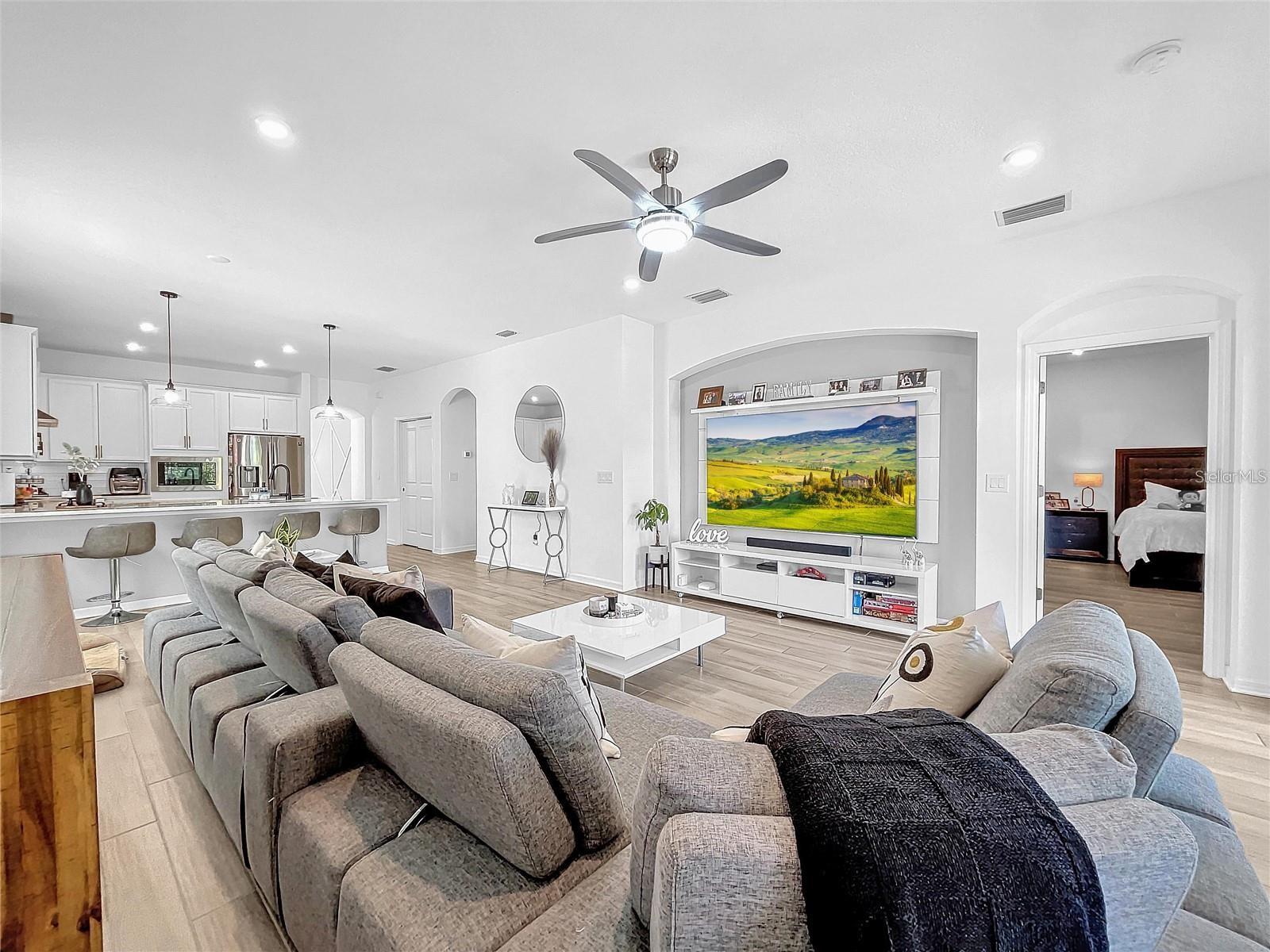 34208 EVERGREEN HILL CT