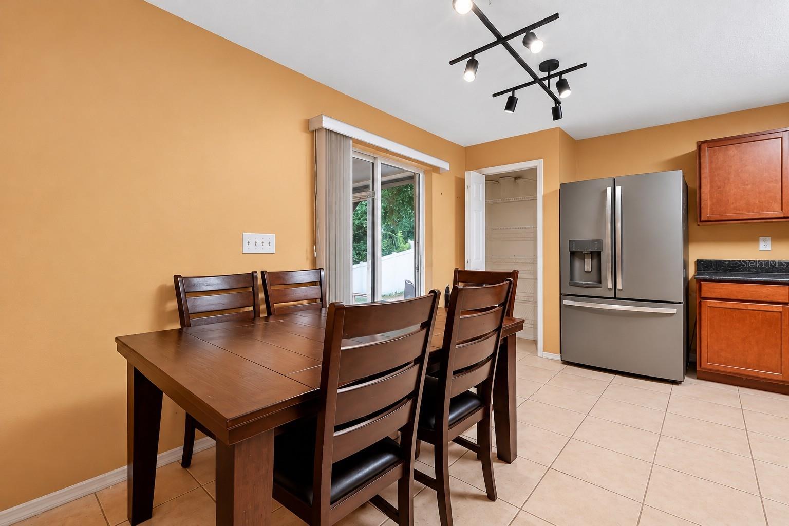 13611 VANDERBILT RD
