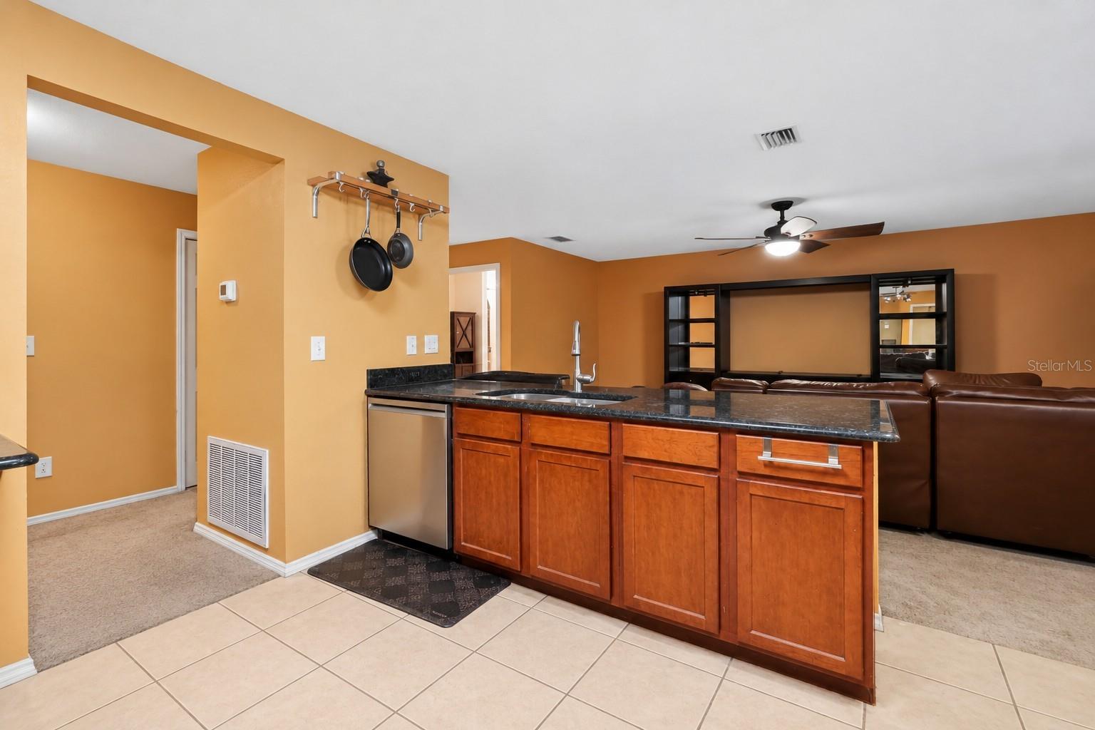 13611 VANDERBILT RD