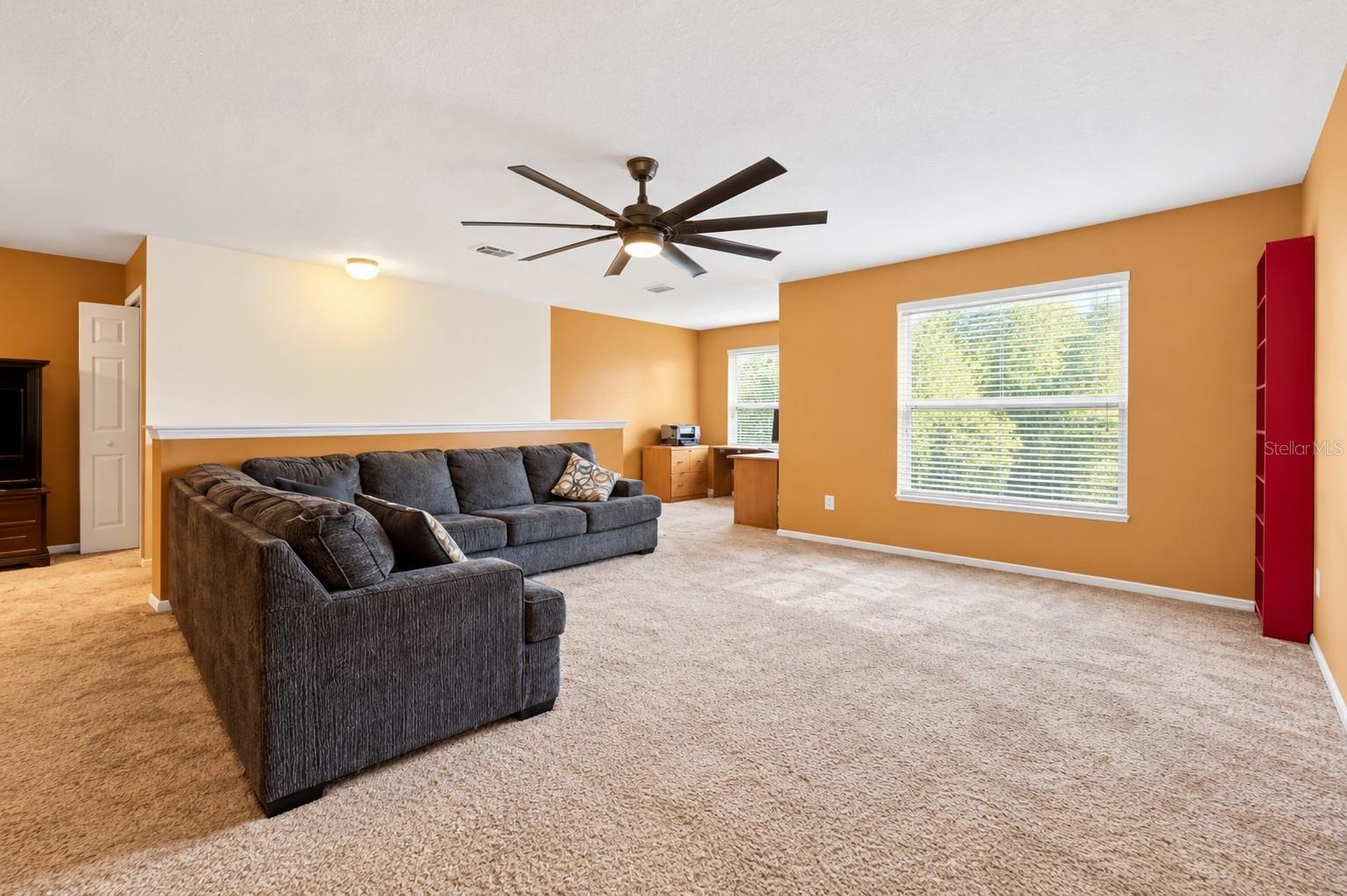 13611 VANDERBILT RD