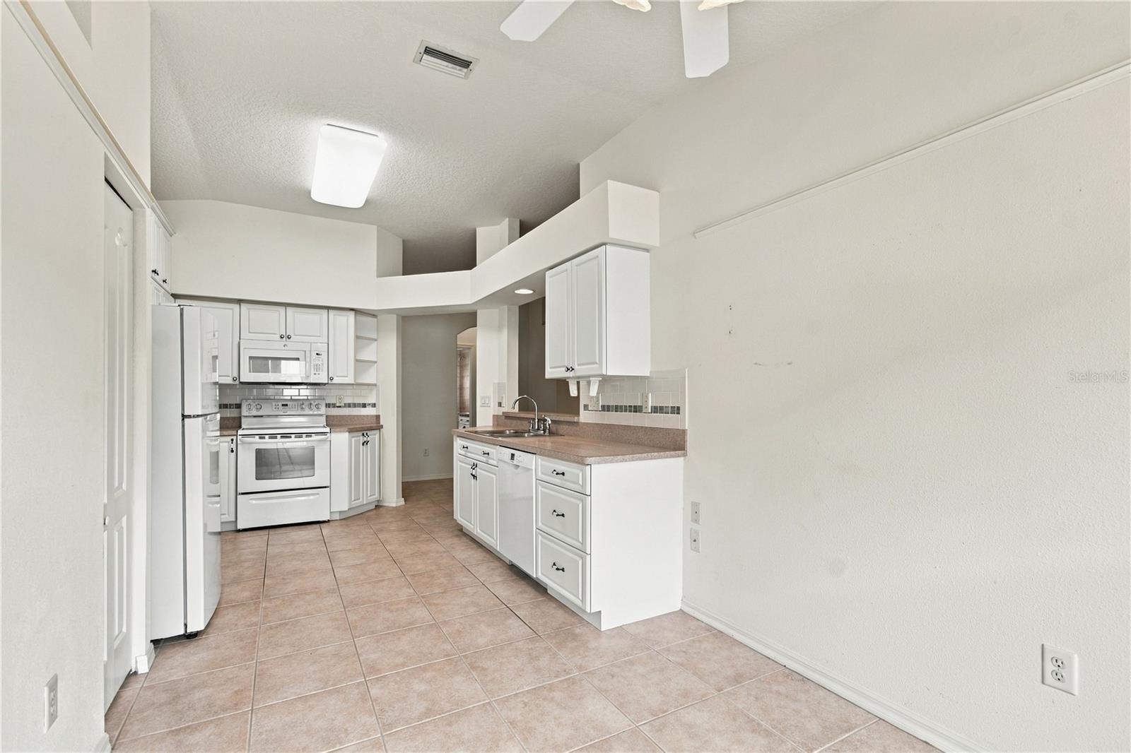 11508 BLOOMINGTON CT