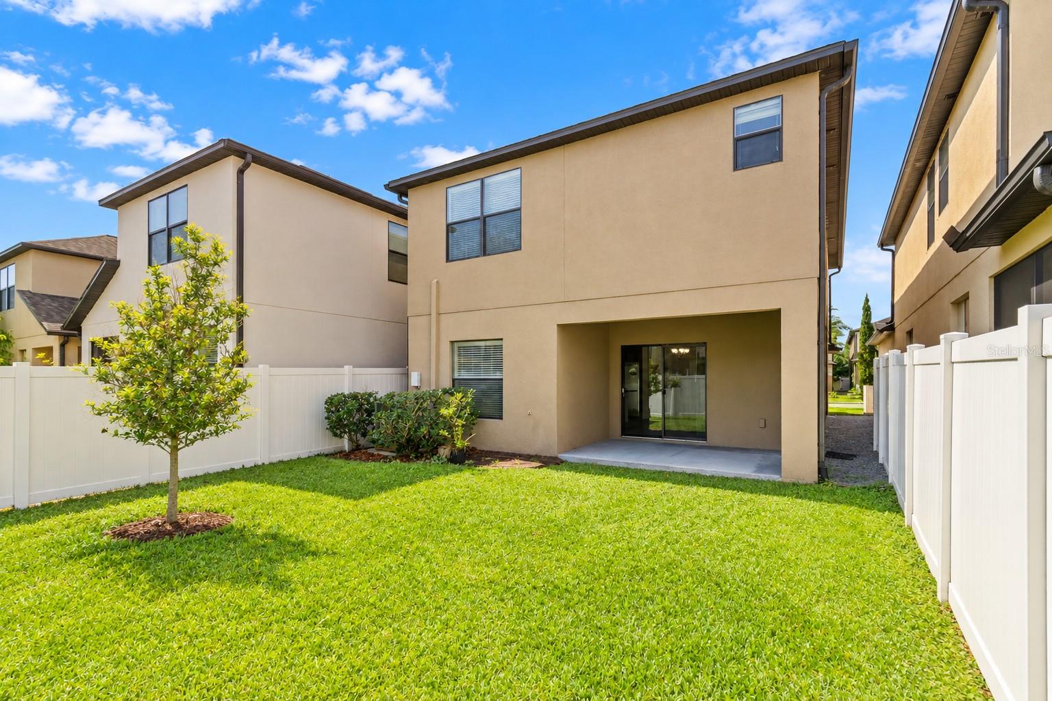 2719 GARDEN FALLS DR