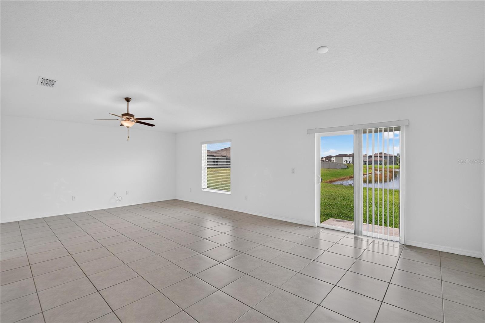 5487 BLUE AZURE DR