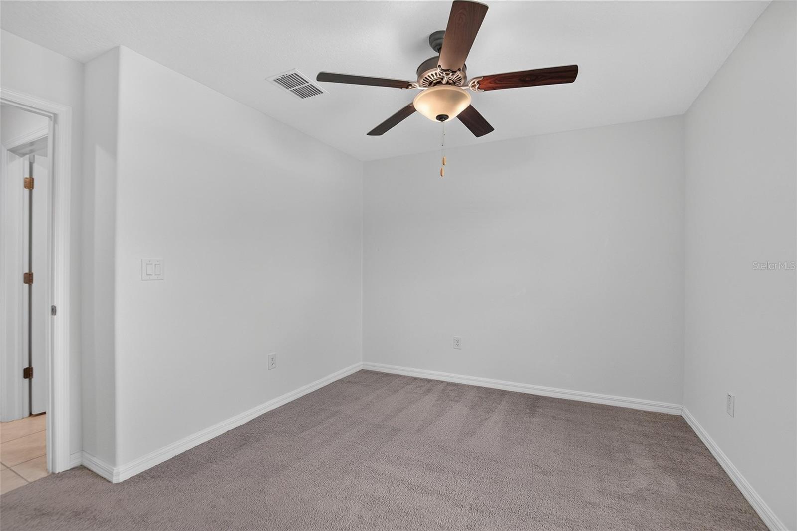 5487 BLUE AZURE DR