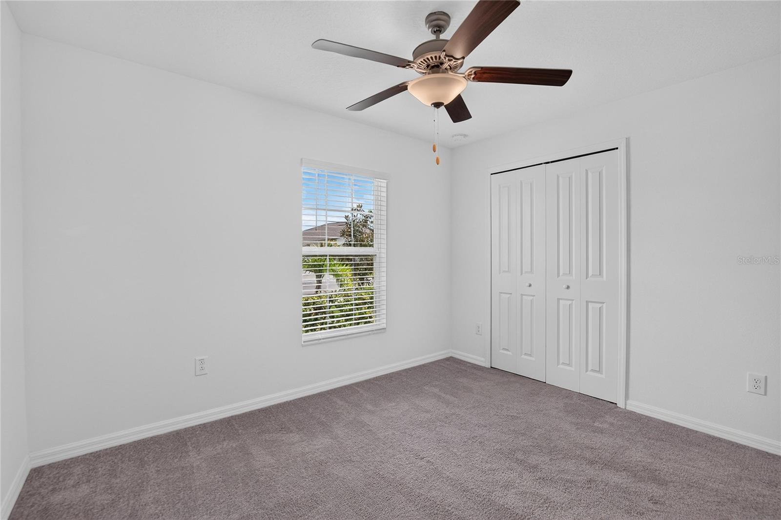 5487 BLUE AZURE DR