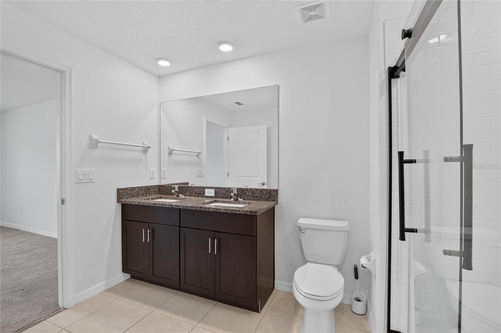 5487 BLUE AZURE DR