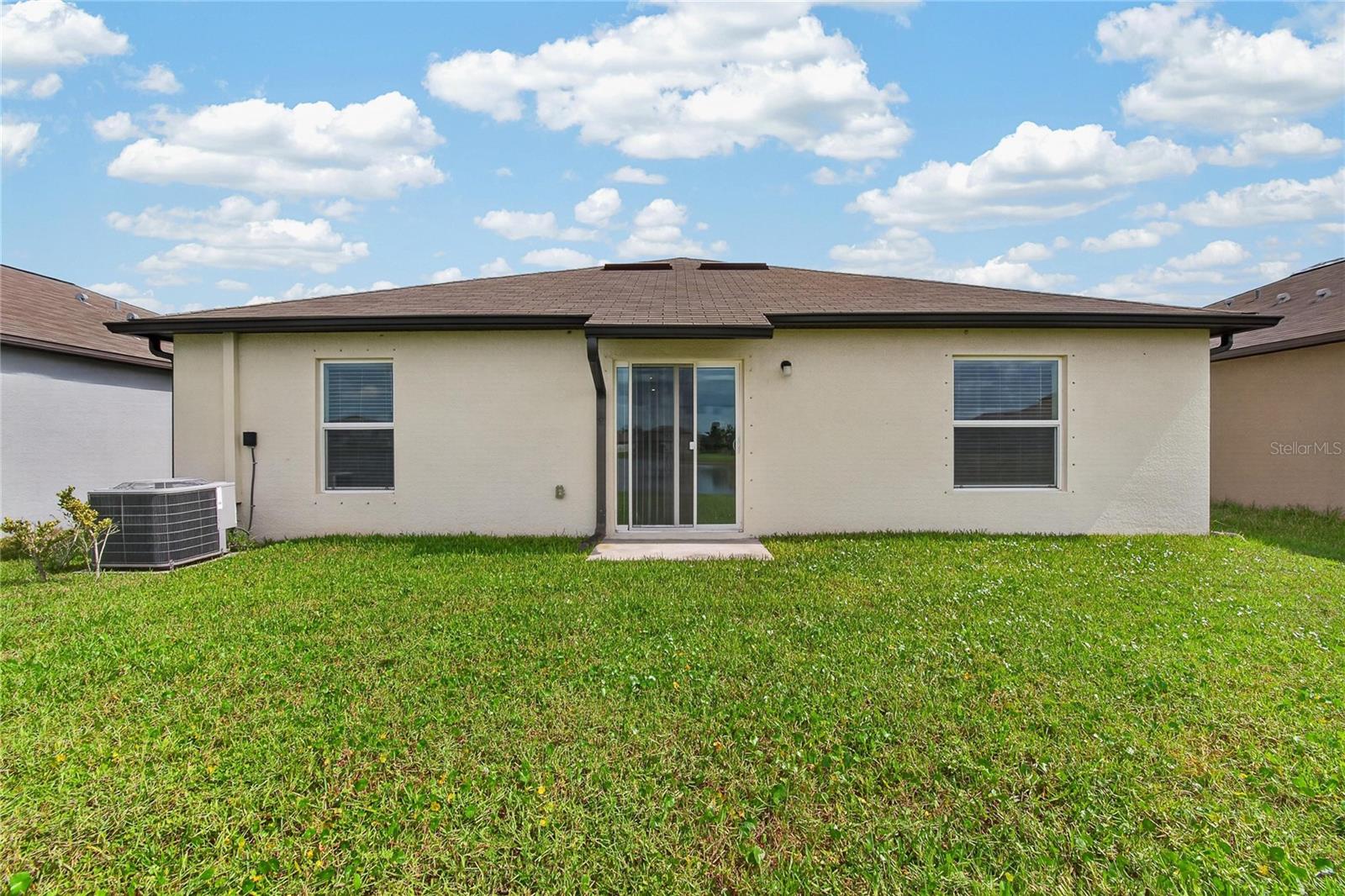 5487 BLUE AZURE DR