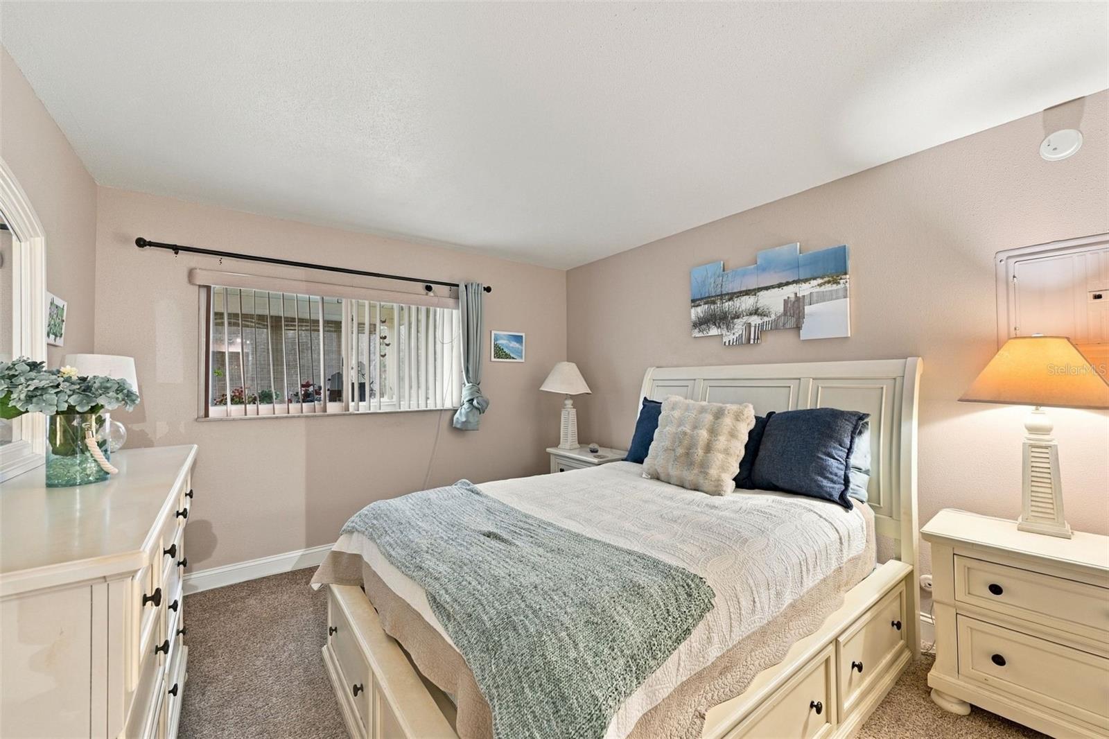 1802 BEDFORD LN #9
