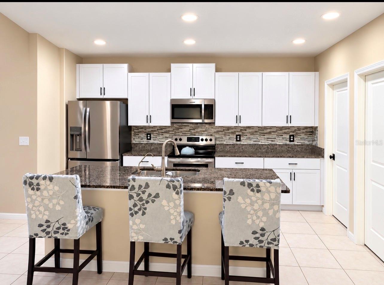 15705 FORT ISLAND PL