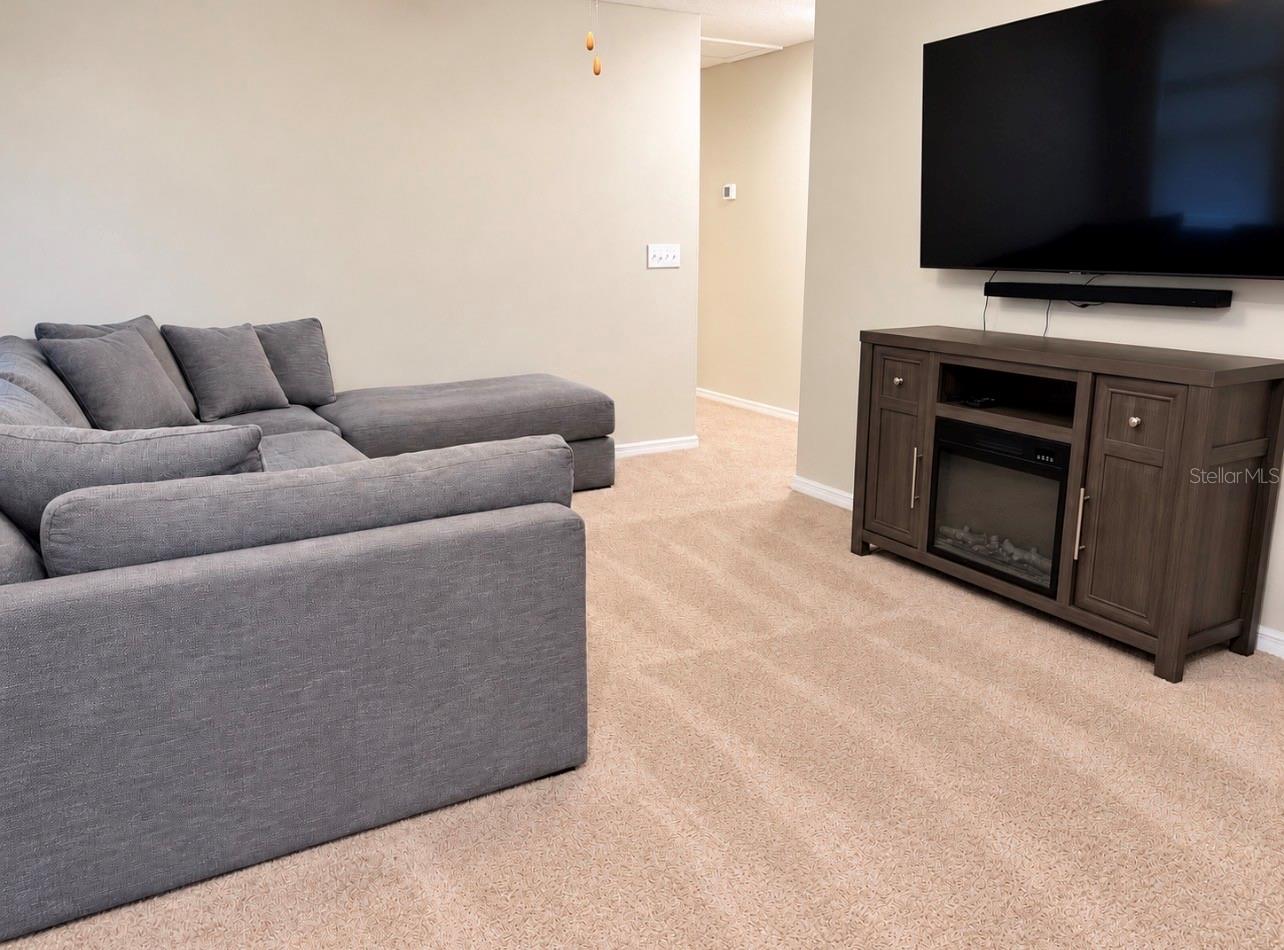 15705 FORT ISLAND PL