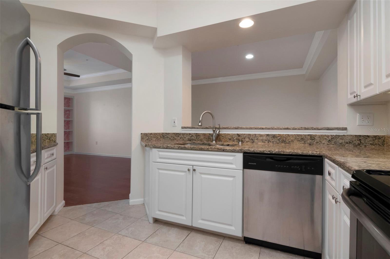4309 BAY CLUB CIR #4309