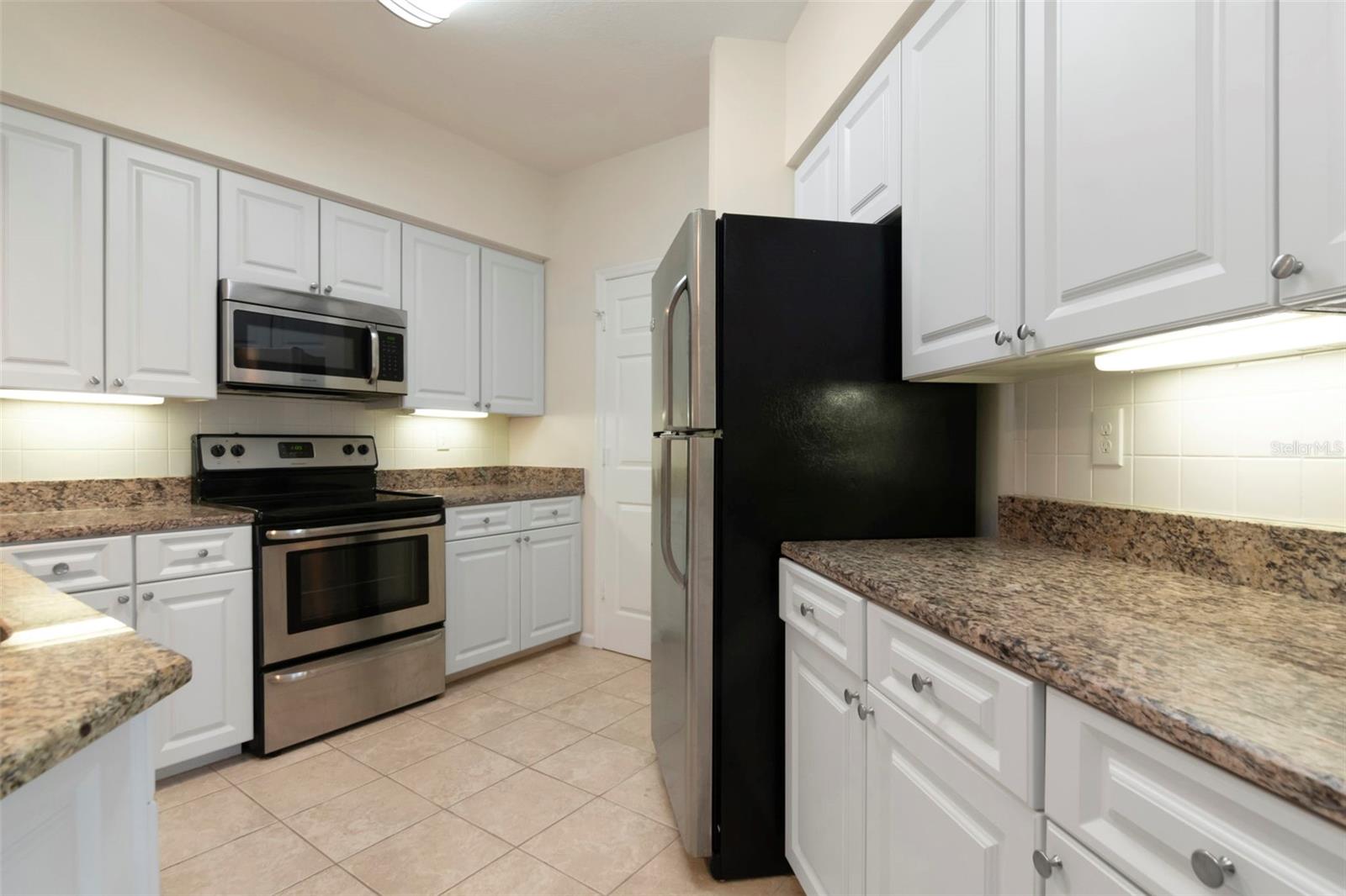 4309 BAY CLUB CIR #4309
