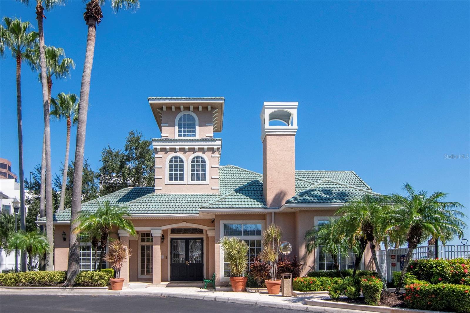4309 BAY CLUB CIR #4309