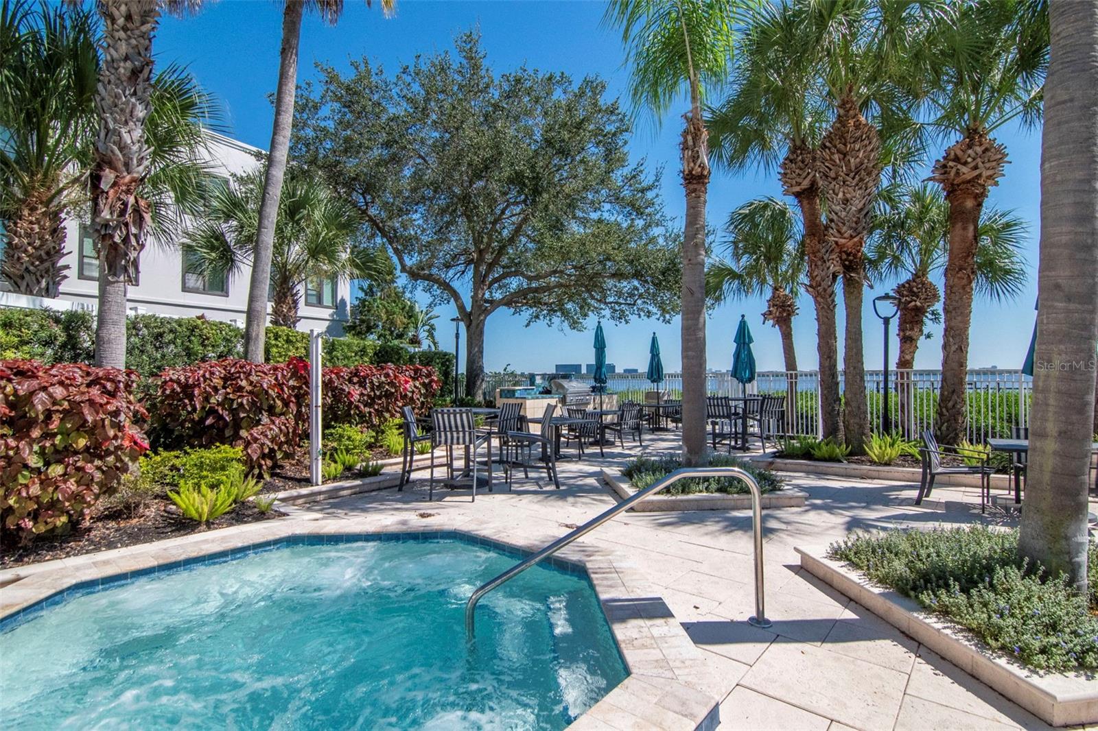 4309 BAY CLUB CIR #4309
