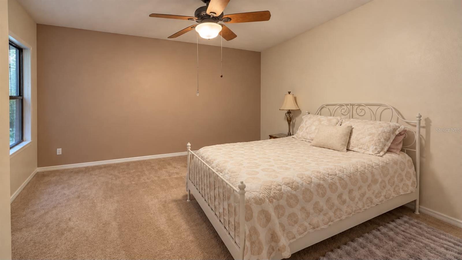 21129 DIAMONTE DR