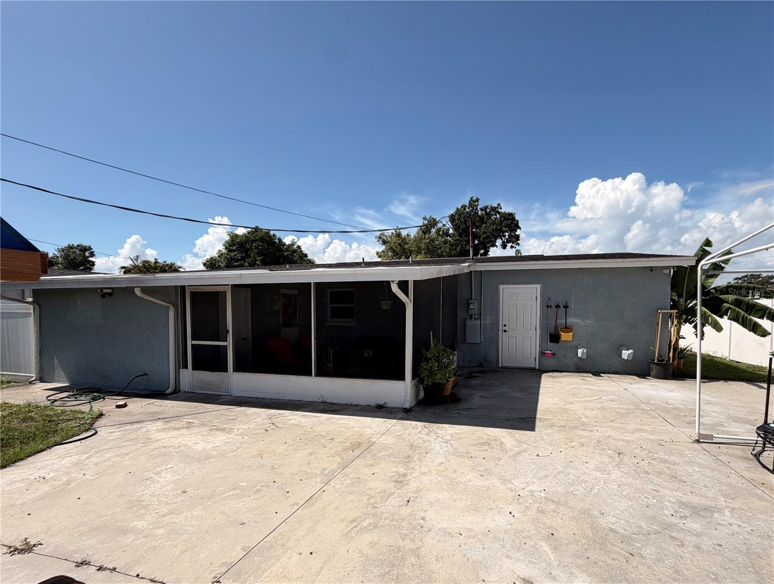4925 ELDORADO DR